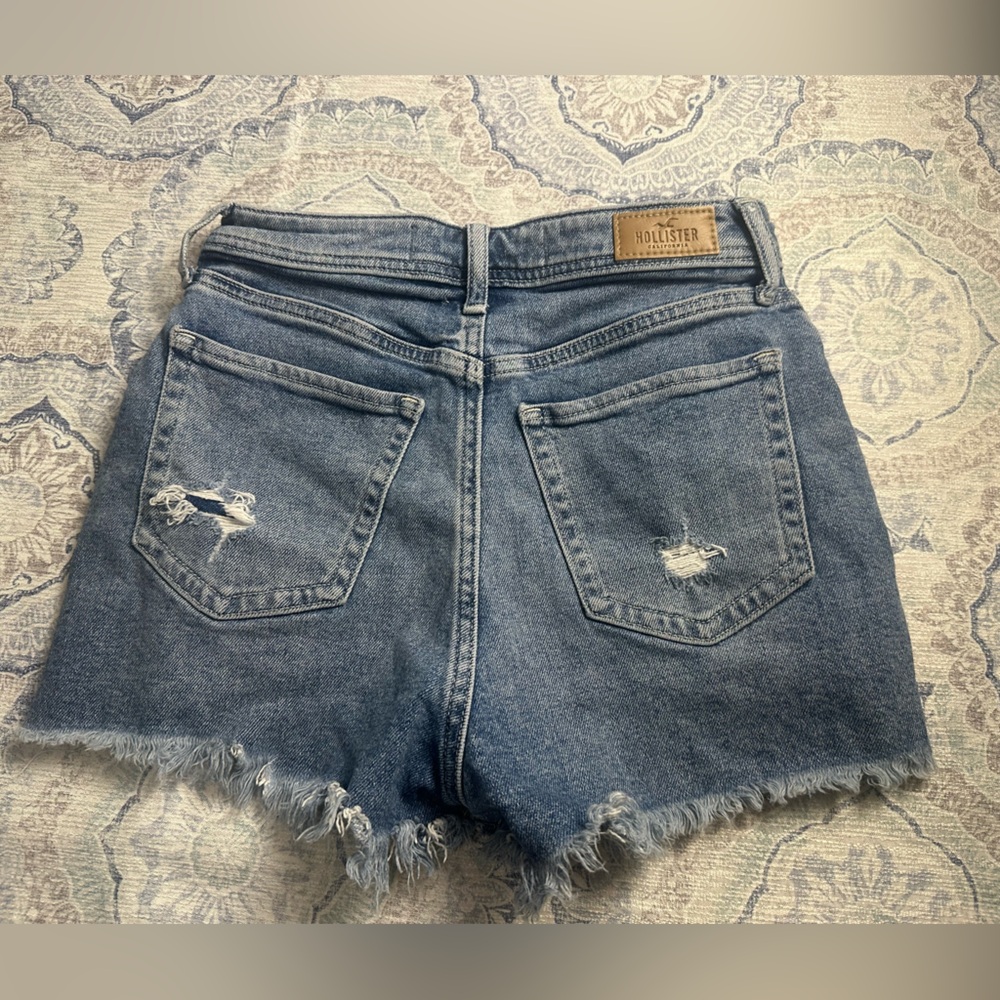 Junior girls Hollister shorts size 25 or 1
